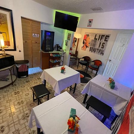 Habitacion Centrica Calle 8 Miami Exteriör bild